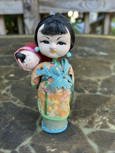 Bambola vintage cinese peg con