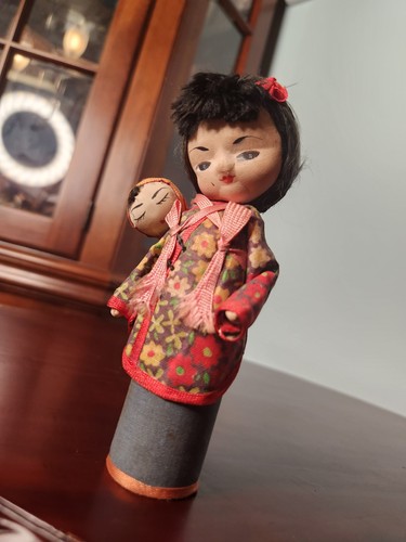 Bambola vintage asiatica - , peg